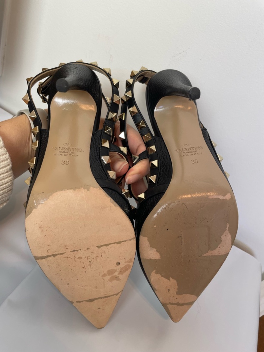 VALENTINO Garavani Rockstud Caged Studded Stiletto Heels Pumps \\ 38 - Picture 11 of 14